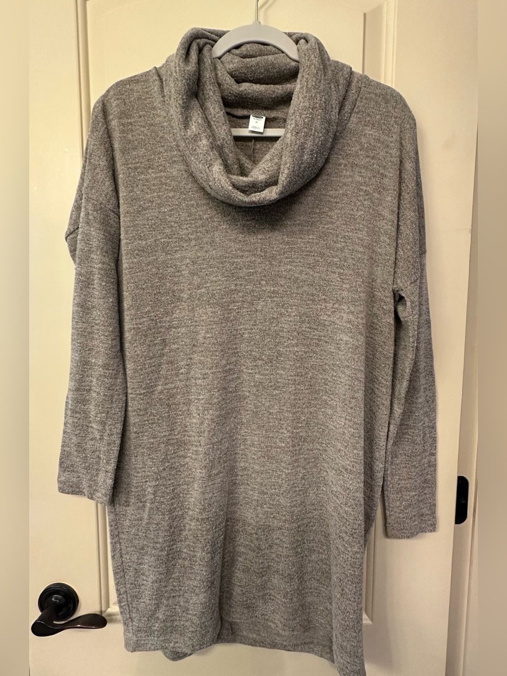 Women’s Old Navy Cowl Neck Tunic Sweater Top; Taupe/Tan; Size M